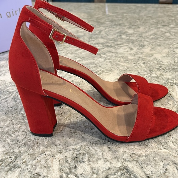 NWT Madden Girl Red Heels - Picture 3 of 7
